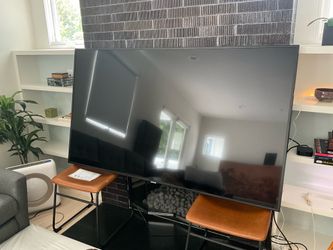 75” Samsung 4K Smart TV