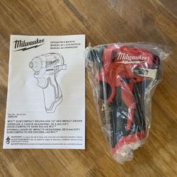 Milwaukee M12 Subcompact Impact Driver New