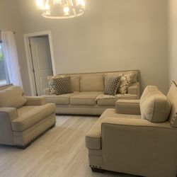 Set Sofa Beige-Rooms To Go