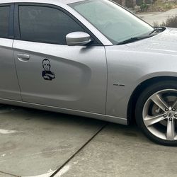 2017 DODGE CHARGER V8 HEMI R/T (NO TRADES)