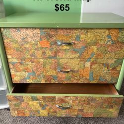 Vintage Chest of Drawers 