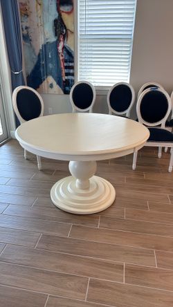 Dinning table