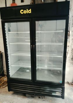 True 2 Door 54" Glass Display Cooler Merchandiser Reach In Refrigerator