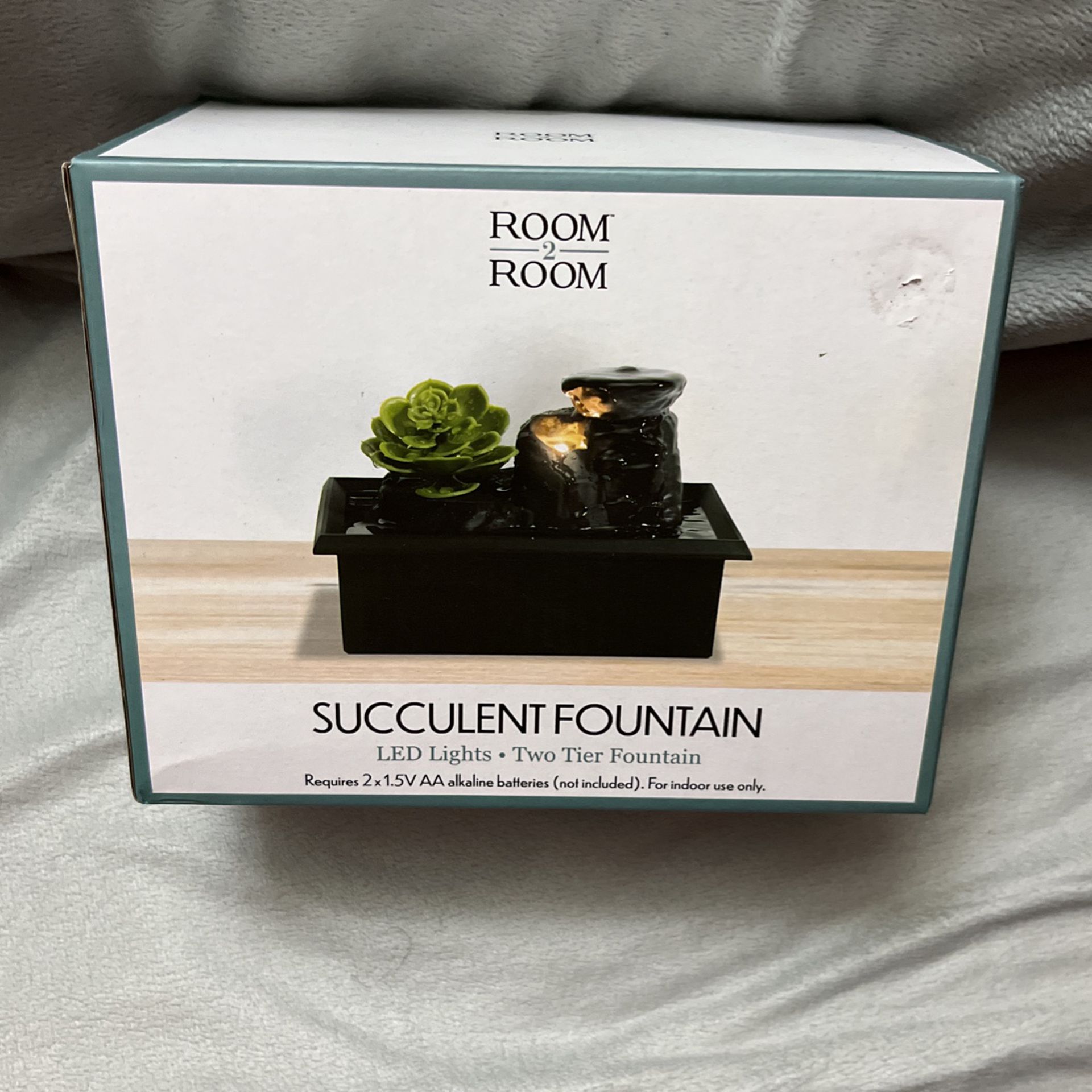 Room 2 Room Succulent Fountain - BRAND NEW NEVER USED 