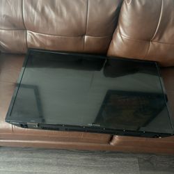 35 Inch insignia Smart TV/TV mount