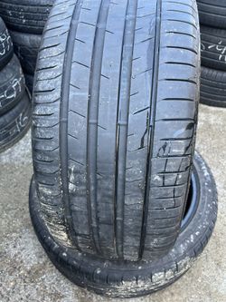 2 Tire 275/40/21 Toyo 