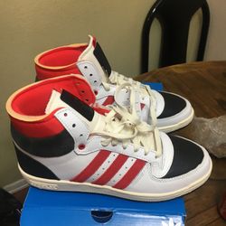 Tenis Nuevos Size 10 De Hombre Marca Adidas New Never Used