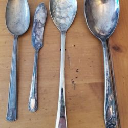 4 Vintage Utilsils