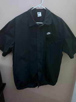 Nike Men’s Button-Up Short Sleeve Shirt