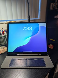 iPad 4th Generation in impeccable condition