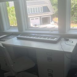 pianos ( barely used)
