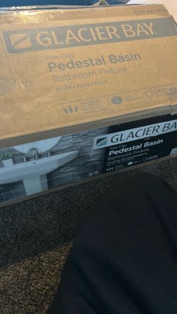 Pedal basting sink