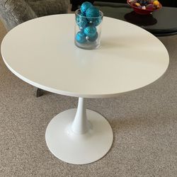 Bistro Table, Small White