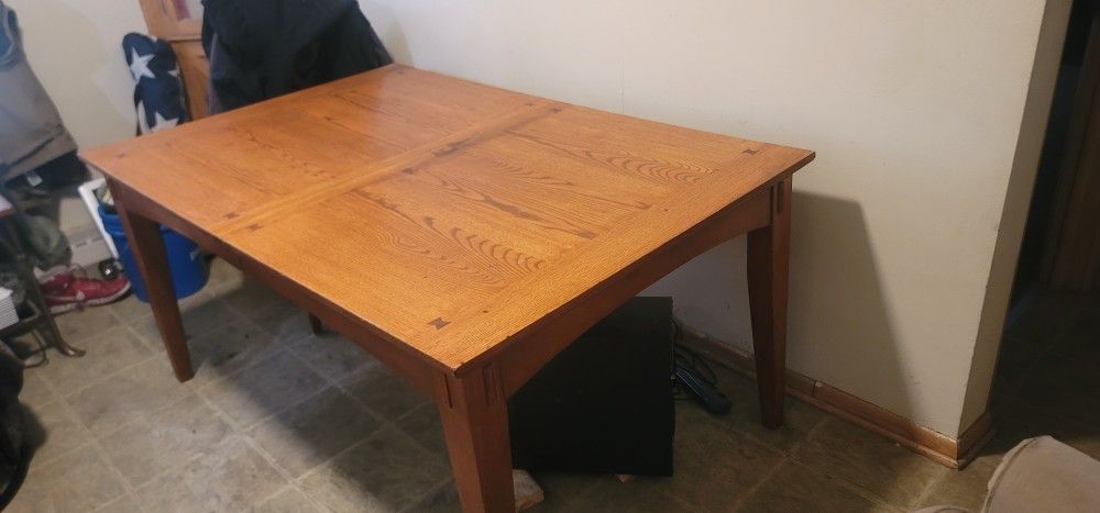 table n chairs