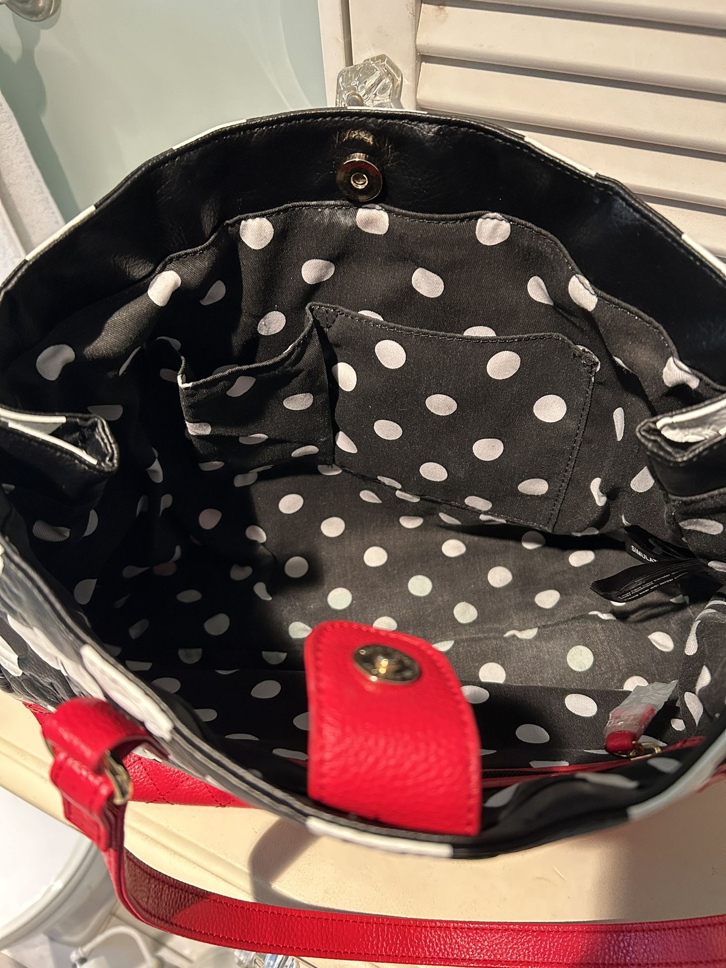 NWT Coach F73359 City Tote Disney Sleeping Beauty Signature Bag $350 for  Sale in San Francisco, CA - OfferUp