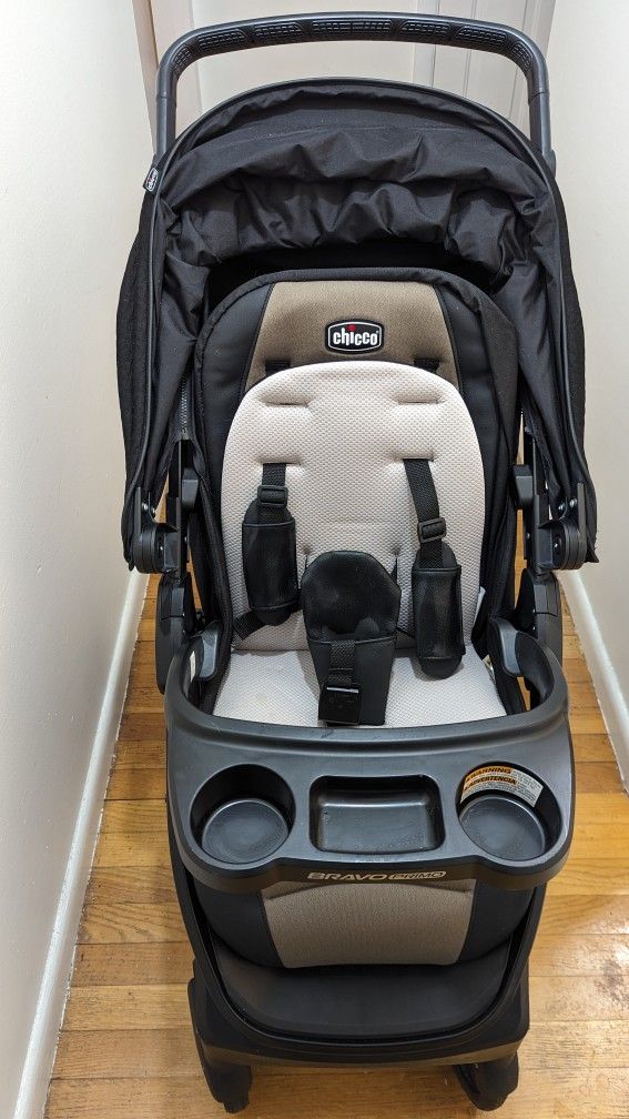 Chicco Bravo Primo Car Seat & Base