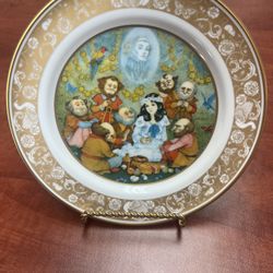 Grimm's Fairy Tales, produced by Franklin Porcelain in Bavaria, Germany in 1978 set Of 12