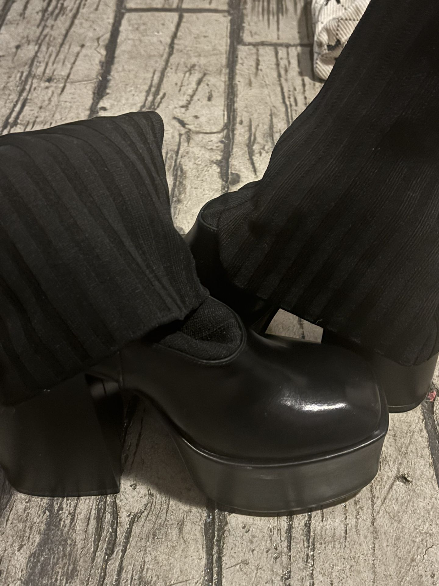 boots with built in leg warmers 