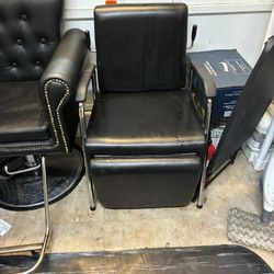 Hair Sink And Hairstyling Seats 