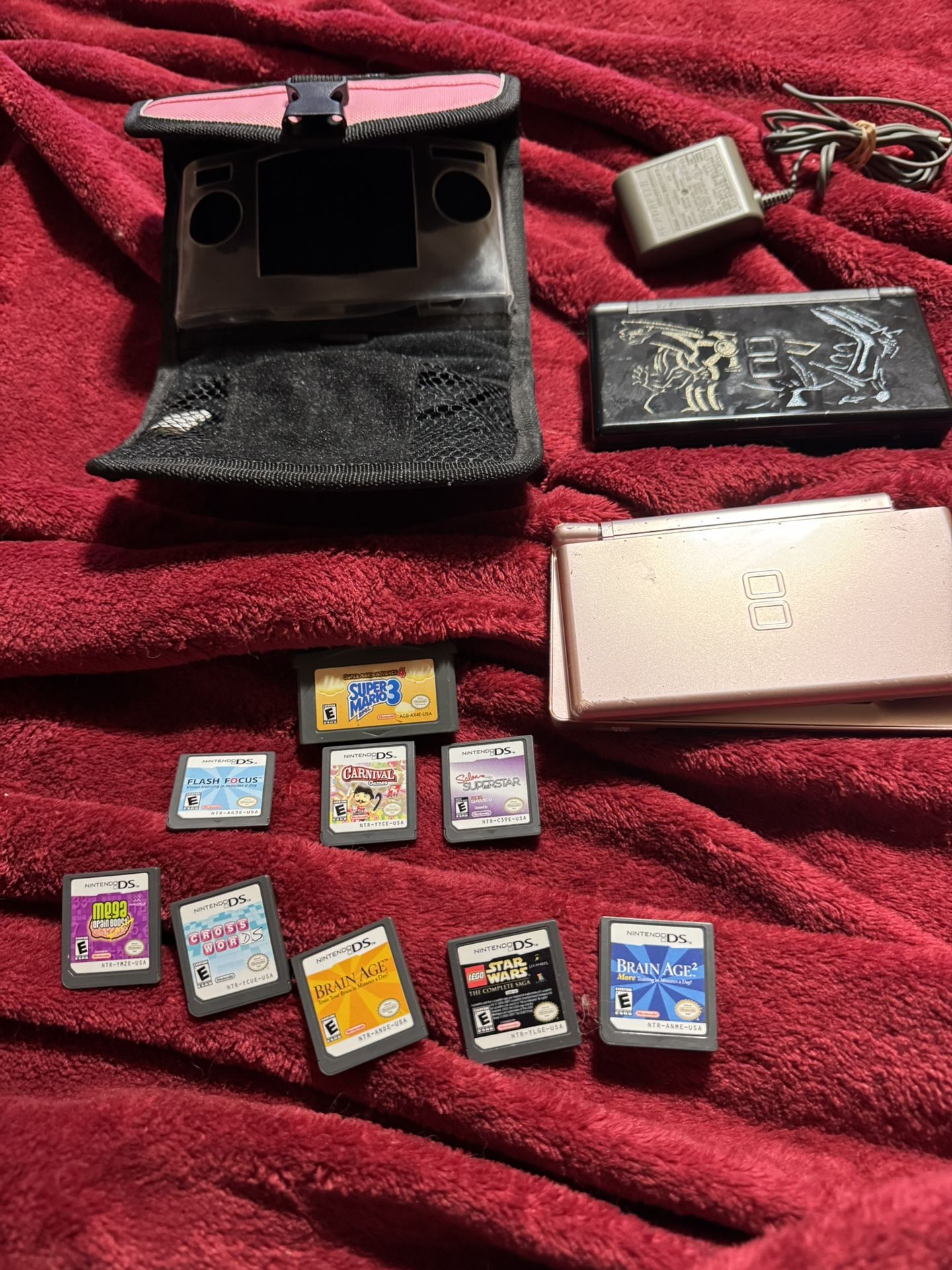 Nintendo Ds Lite Pokémon Dialga And Palkia Edition And Pink console And games