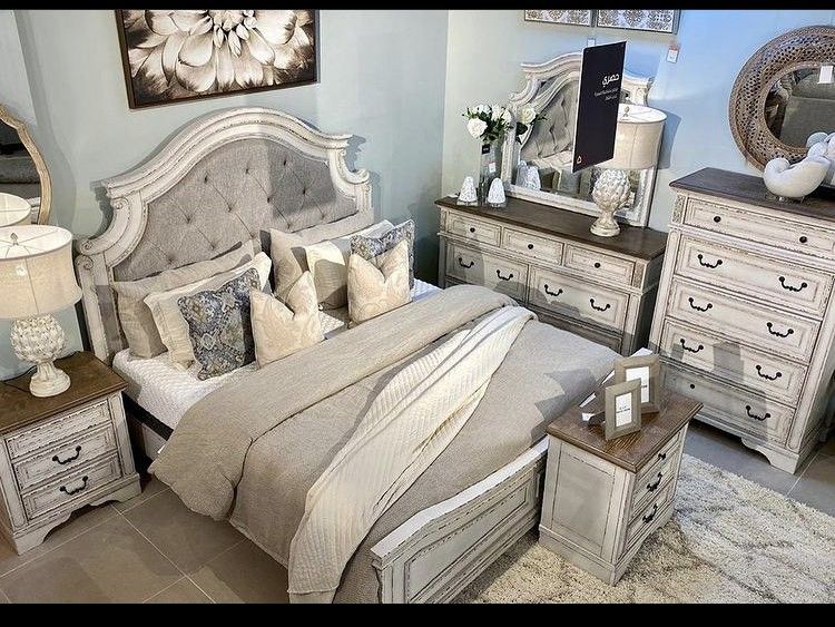 🍄 Realyn Queen Panel Bed | 4 Pieces  Bedroom Set |  Nightstand | Dresser | Mirror| 💸 Best Price⚡️Other Home, Garden Furniture | Patio Furniture|