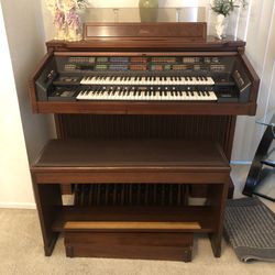 Console Organ with Bench and Foot Pedals