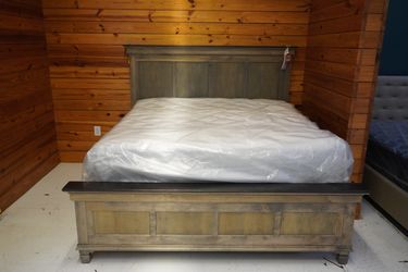 Grain Kiln Creek King Panel Bed