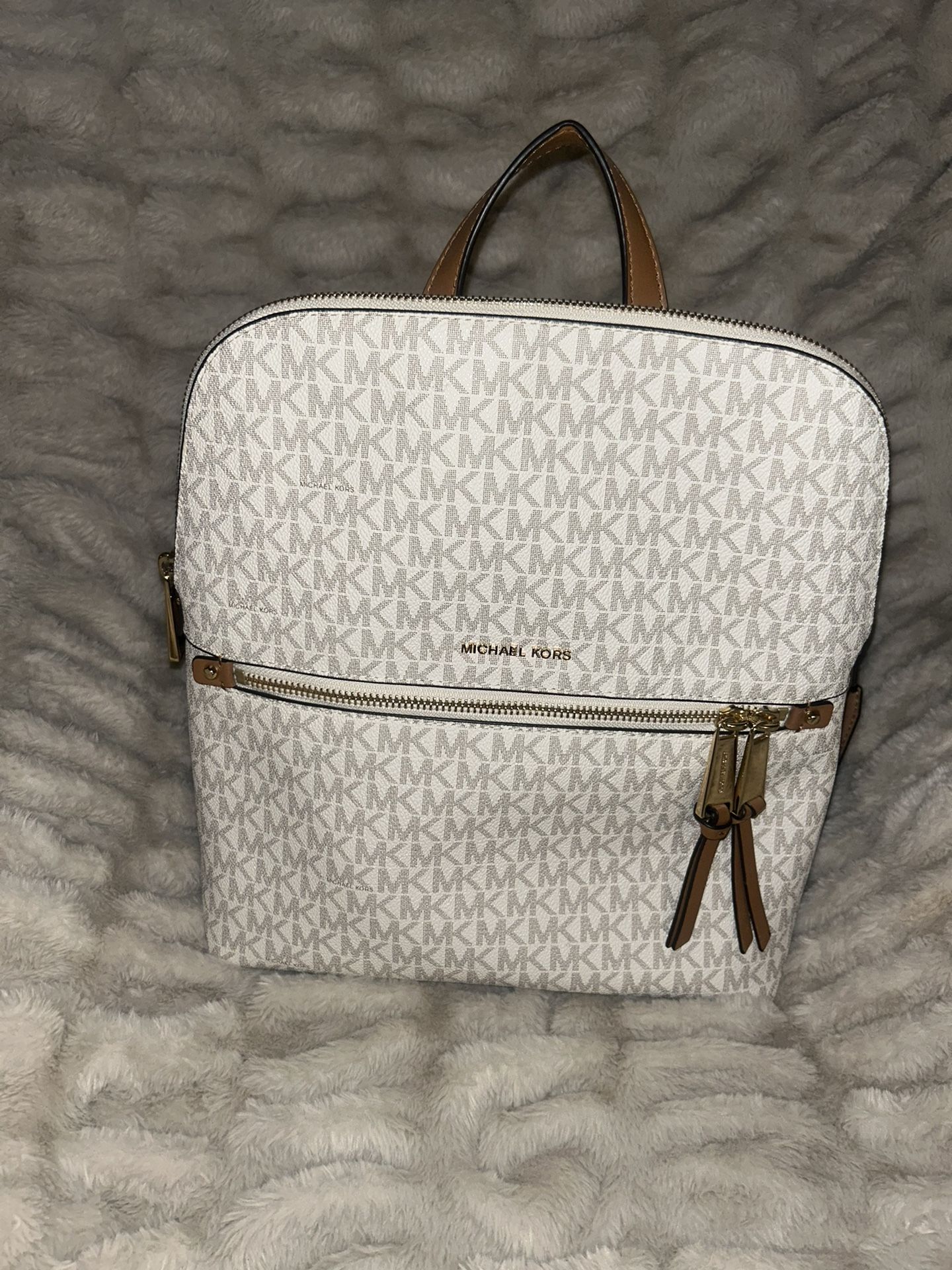 Michael Kors Rhea Zip MD Slim Backpack