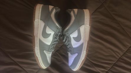 Nike dunks (5.5)
