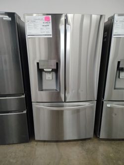 LG standard depth 3-door French refrigerator with dual ice maker 28 cu