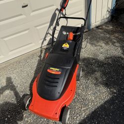 19” 24 Volt Black And Decker Lawn Mower 