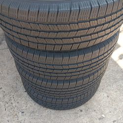Set Of Truck Tires Installed LT 225 75 16 Michelin  Goes On  a Bus Truck. 