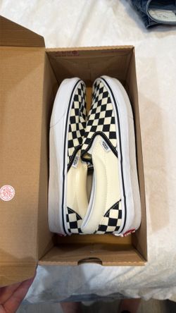VANS Classic Slip-On Checkerboard Shoe