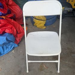 White Folding Chairs 