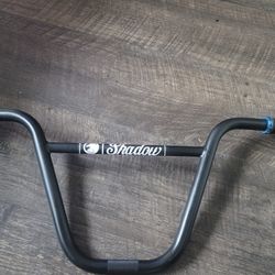 Shadow Featherweight BMX Handlebars And BOX Grips