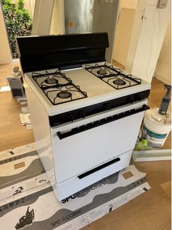Kenmore White Gas Range Stove Oven