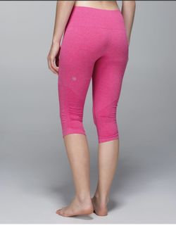Lululemon in the flow II crops yoga leggings like new