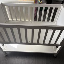 Mini Crib
