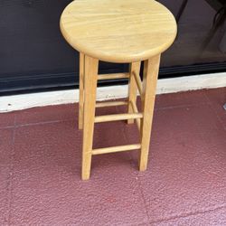 1 Stool