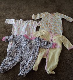 Newborn clothing