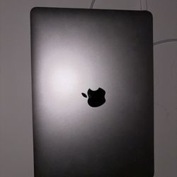 Apple 2017 Macbook with 1.2GHz Intel Core m3 (12-inch, 8GB RAM, 256GB SSD Storage) Space Gray (Recertified) 