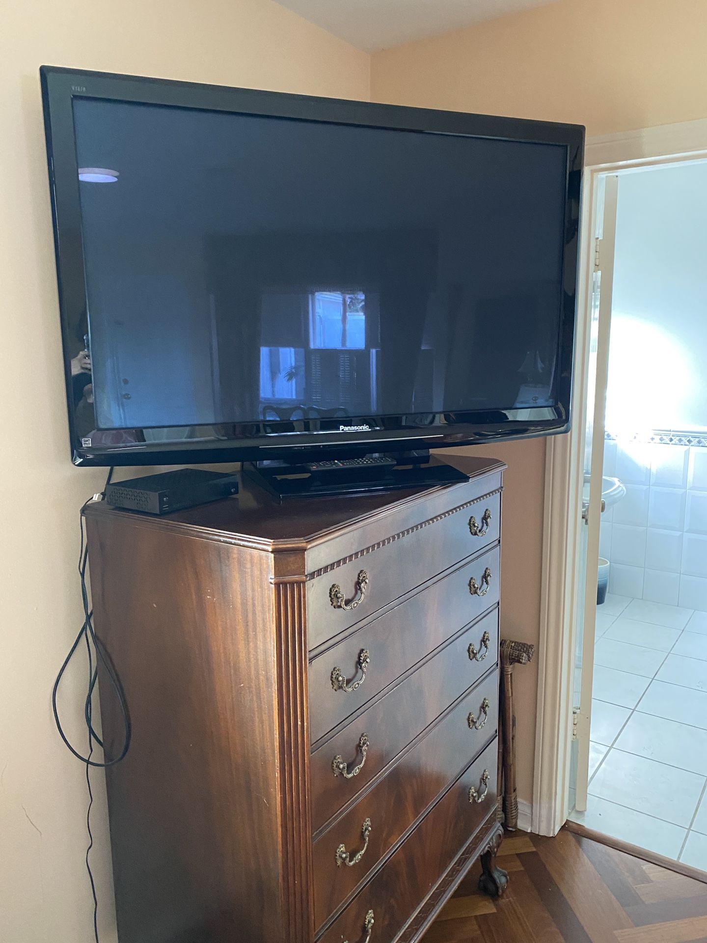 FREE 50” Panasonic TV w remote available for pickup in La Jolla Shores