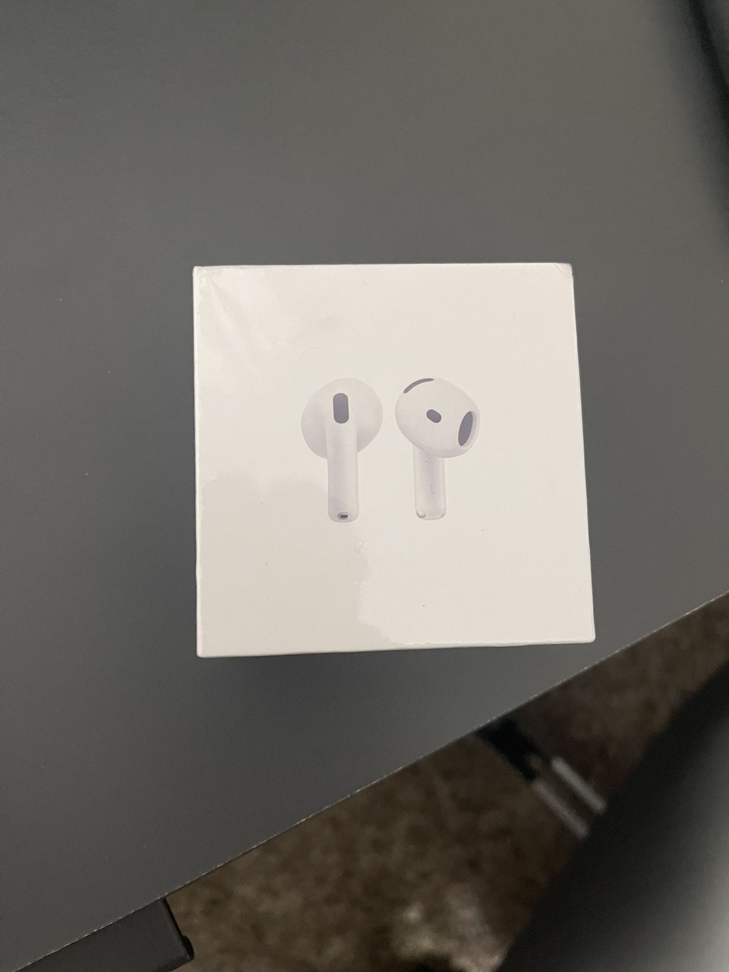 Apple AirPods 4
