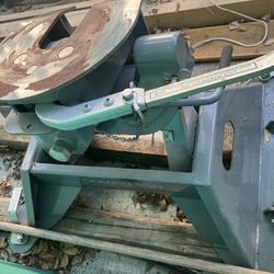 2019 GMC Fifth Wheel Puck System 