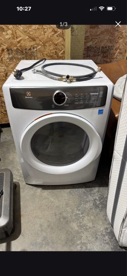 Newer Electrolux dryer with steam dry