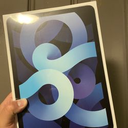 I Pad Air For Sale Or Trade. (4th) Generation, Wifi Plus Celular. New In Box Sealed With Glass Screen Protector. Sky Blue 