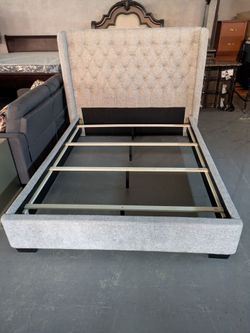 Upholstered Bed Frame with Tufted Headboard