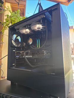 Fast Gaming PC - Ryzen 7 7700X / RTX 4070 Ti / 32GB DDR5 6000MHz / 1TB Gen4 NVMe