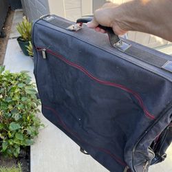 Garment Bag To Carry Long Clothes-compact 