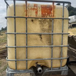 250 Gallon Tote